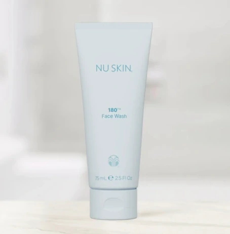 180°® Face Wash - čistiaci prípravok na tvár